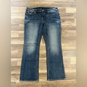 Vigoss Woman’s Medium Wash Bling Pocket Western Slim Boot Jeans Size 37 Waist